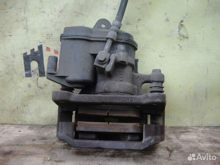 Суппорт тормозной задний правый Audi A4