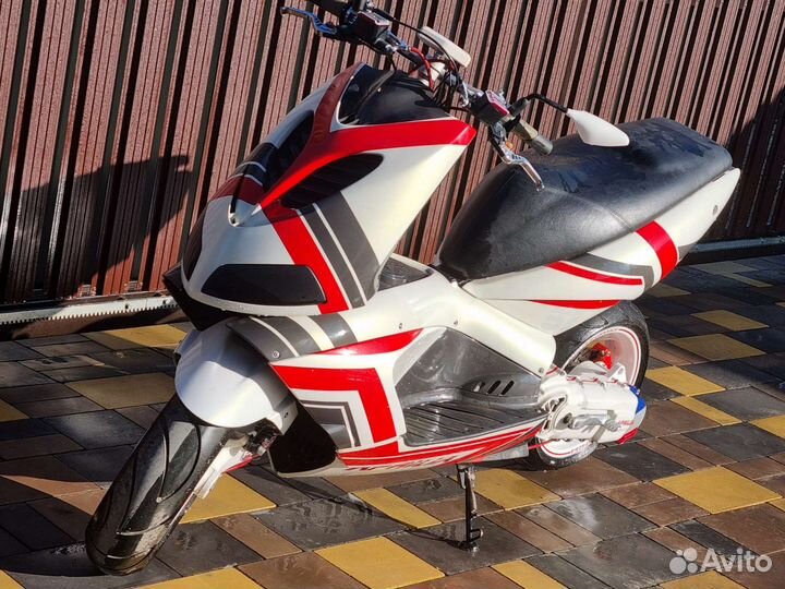 Aprilia Area 51