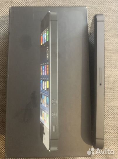 iPhone 5 на запчасти под воставновоение