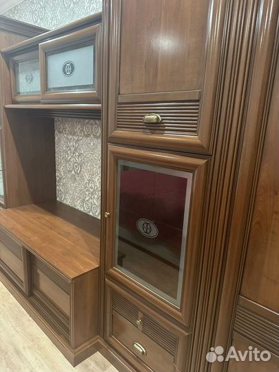 Стенка в гостинную ангстрем