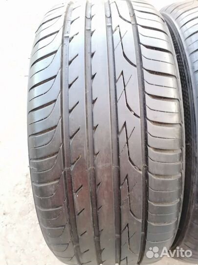 Three-A P606 225/45 R17 94W