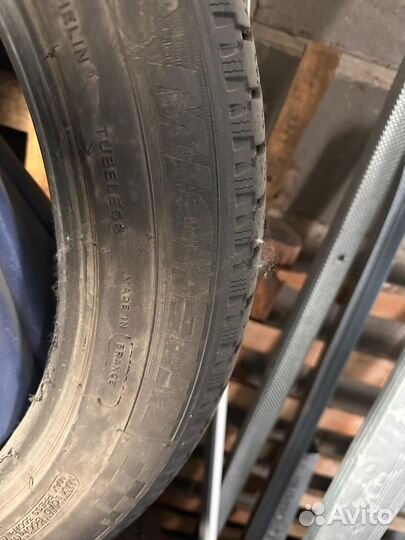 Michelin Alpin 255/45 R19