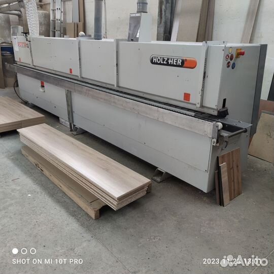 Кромкооблицовочный станок holzher 1321