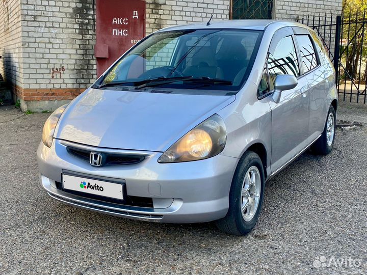 Honda Fit 1.3 CVT, 2001, 185 000 км