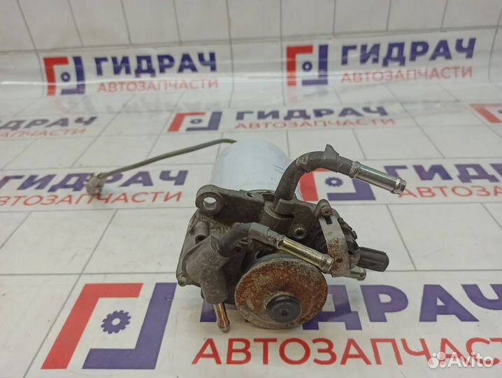 Кронштейн топливного фильтра Toyota Land Cruiser Prado (J150) 23300-30340