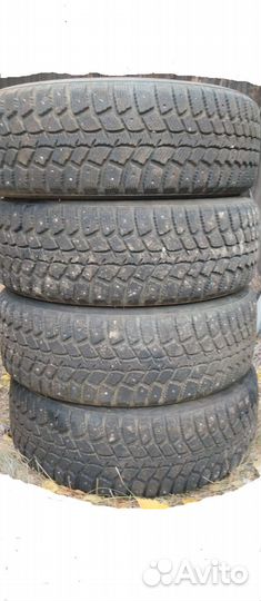 Kumho I'Zen KW22 205/60 R16 96T
