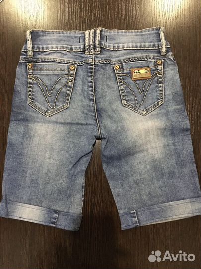 Джинсовые шорты