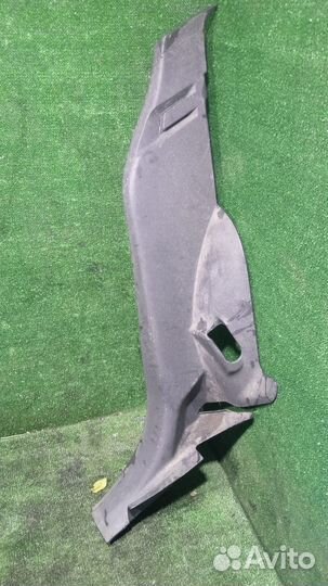 Накладка стойки задней правой Opel Astra