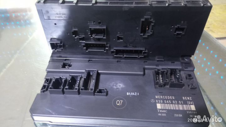 Блок сам Мерседес