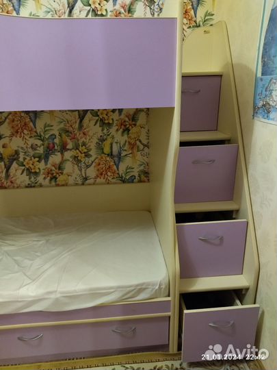 Двухъярусная кровать бу с матрасами