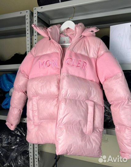 Пуховик Moncler женский с NFC и QR