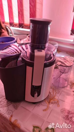 Соковыжималка центробежная Phillips