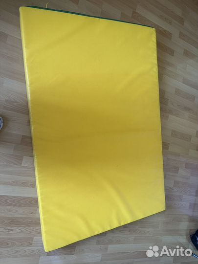 Мат, размер 1 метр на 1,5 метра