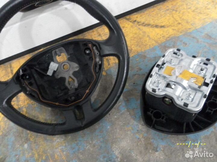 Руль Рено Клио 3 кожаный с AIR BAG
