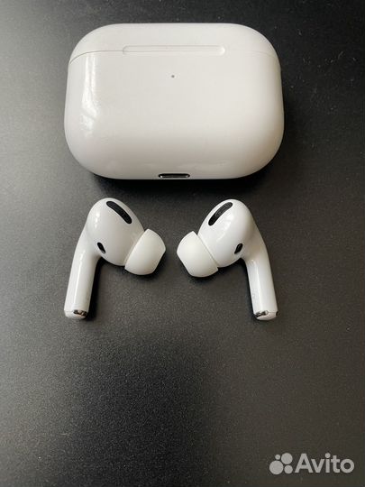 Беспроводные наушники Apple airpods pro