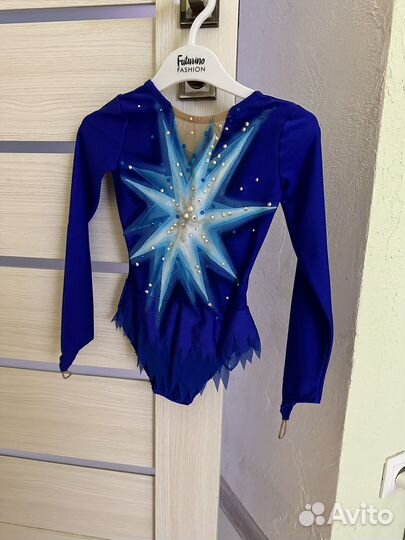 Гимнастический купальник с юбкой