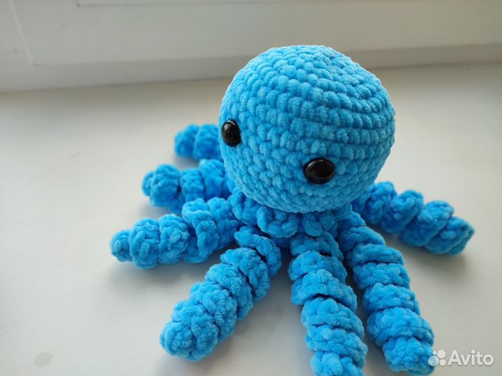 Осьминожка из плюшевой пряжи