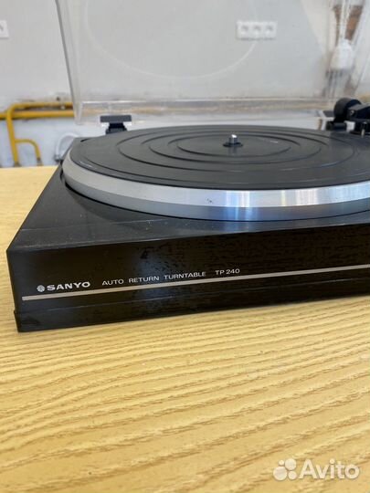 Проигрыватель винила