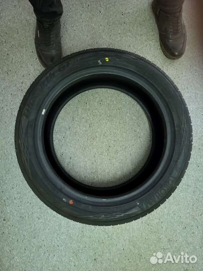 Yokohama BluEarth-GT AE-51 215/50 R17