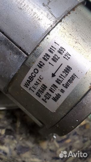 Компрессор воздушный BMW X5 E53, 2001