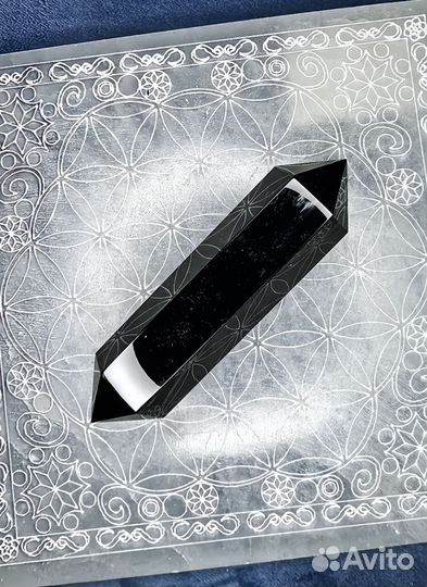 Обсидиан кристалл