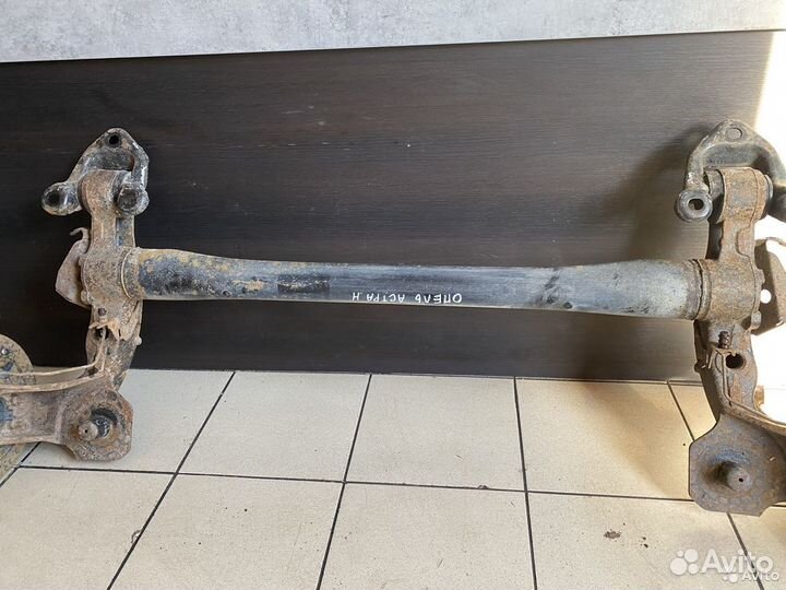 Балка задняя Opel Astra H