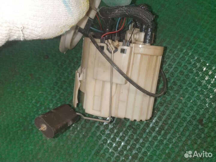 Насос топливный Opel Astra H 1.6