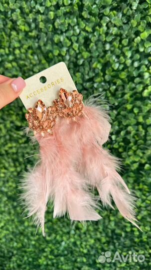 Серьги с перьями