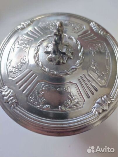 Сахарница из Франции с узорами