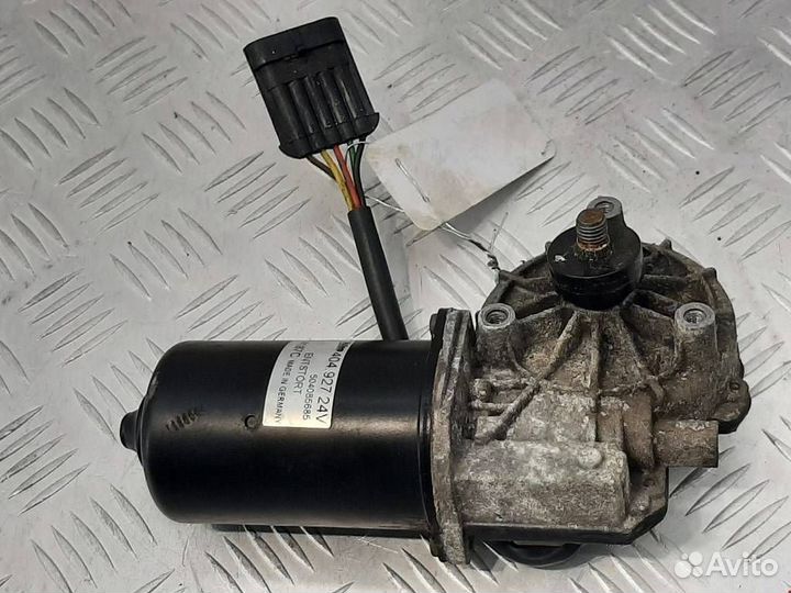 Моторчик трапеции дворников (стеклоочистителя)