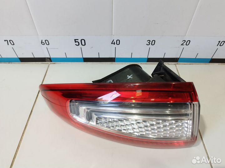Фонарь задний наружный левый Mondeo IV 2010-2015