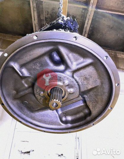 Основной насос Komatsu PC200F-8