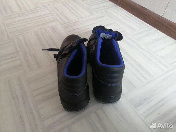 Ботинки рабочие кожаные