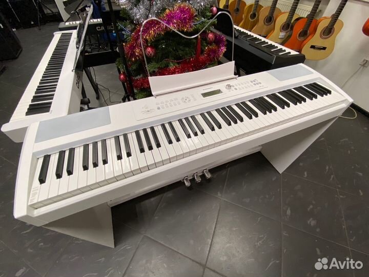 Ringway RP-35WH цифровое фортепиано белое