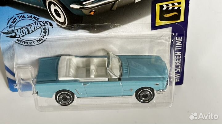 Hot wheels 65 Ford Mustang Convertible