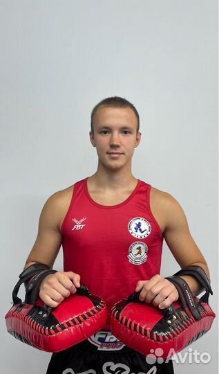 Тренер по тайскому боксу