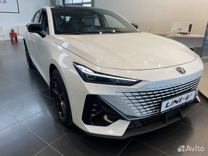 Changan UNI-V 1.5 AMT, 2023