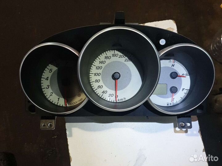 Щиток приборов мазда 3 bk МКПП