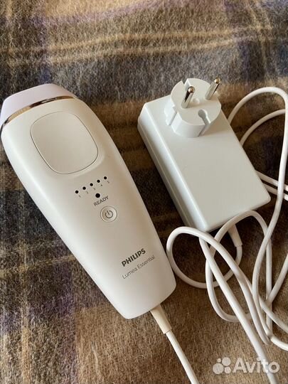 Фотоэпилятор Philips Lumea BRI863/00