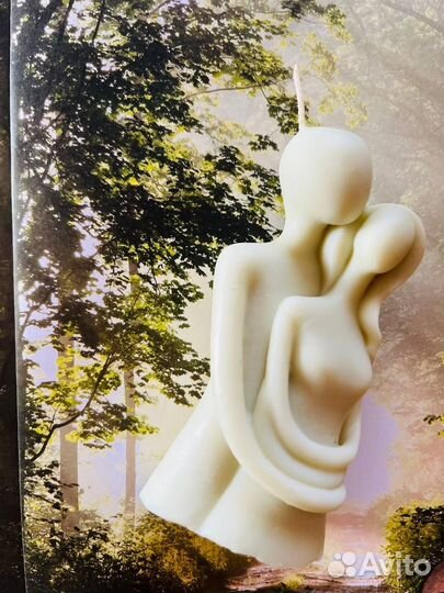 Свеча Объятия - ручной работы