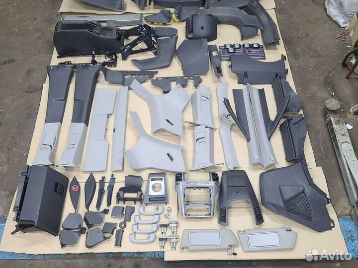 Пластик салона Opel Zafira B 2005-2012