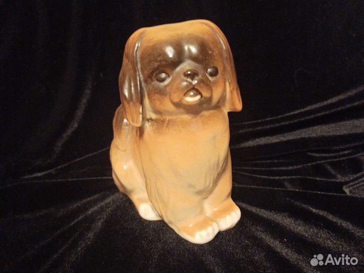 Фарфоровые статуэтки (собаки)