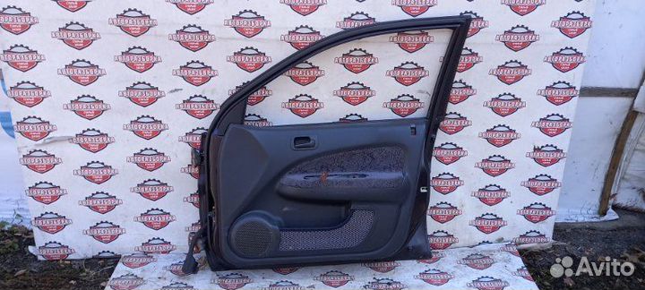 Дверь передняя правая Honda Hr-V GH3 D16A 2000