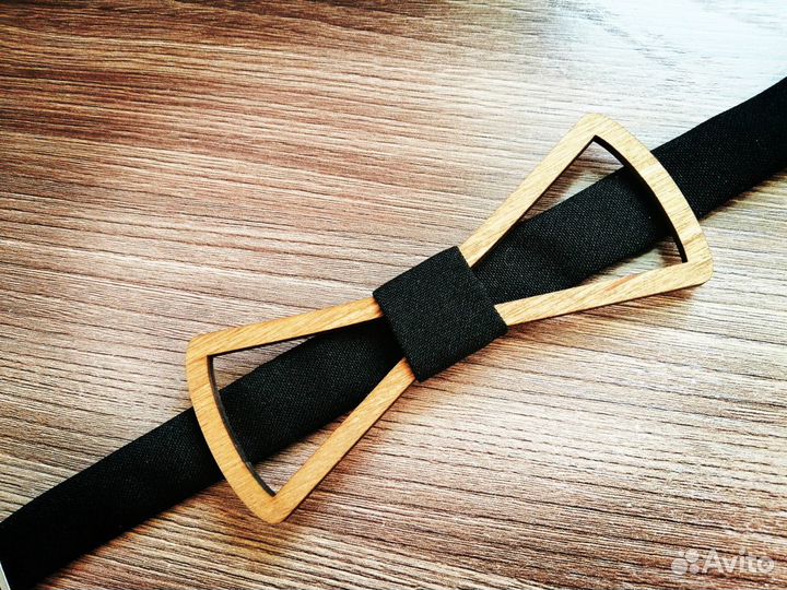 Деревянные галстук-бабочки