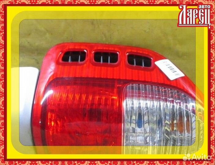 Фонарь задний Isuzu Wizard