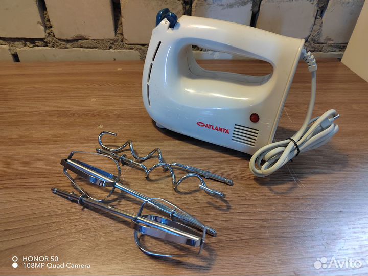 Миксер Atlanta ATH-263WB