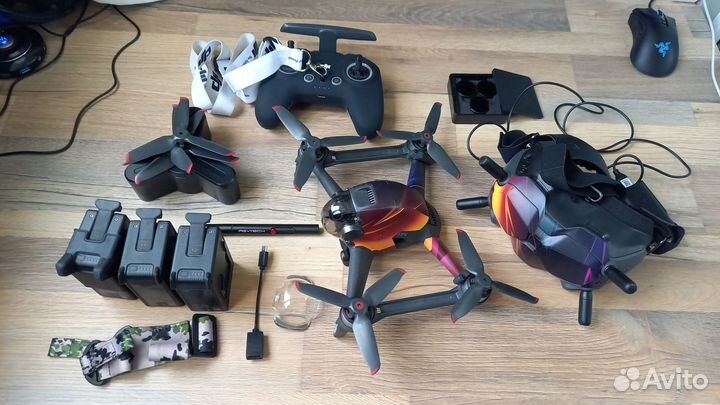 Квадрокоптер DJI FPV