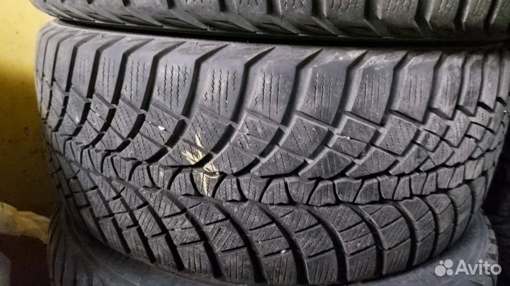 Kumho WinterCraft ice Wi31+ 245/45 R17