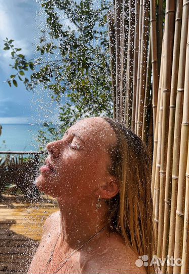 Русская баня на дровах с бассейном и мангалом