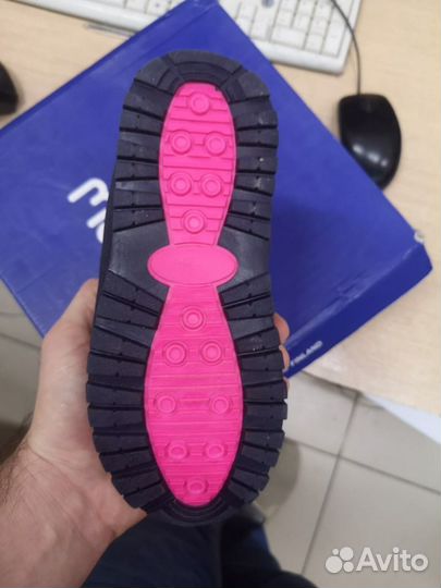 Продается детская обувь